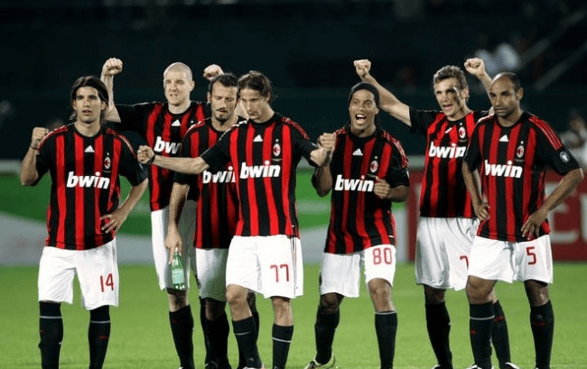 FPX战胜EDG返图：意气风发妙语横生的翔哥 龙王爽局后的Care